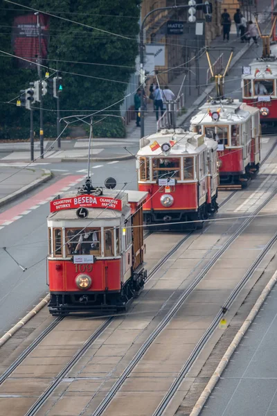 Straßenbahnparade Durch Prag 2021 Anlässlich Des 130 Jahrestages Der Inbetriebnahme — Stockfoto