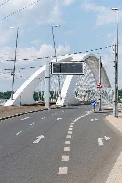 Ponte Troja Uma Ponte Arco Praga Que Atravessa Rio Vltava — Fotografia de Stock