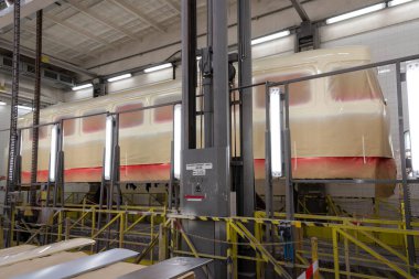 Başkent Prag 'ın Ulaştırma Şirketi' nin merkez atölyeleri, başkent Prag 'ın Ulaştırma Şirketi' nin ana atölyeleridir..