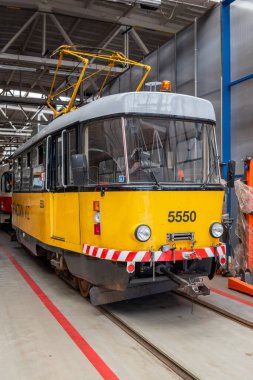 Başkent Prag 'ın Ulaştırma Şirketi' nin merkez atölyeleri, başkent Prag 'ın Ulaştırma Şirketi' nin ana atölyeleridir..