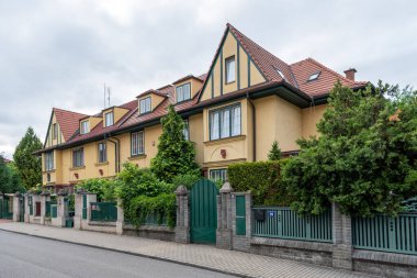 Orechovka, Hanspaulka ile birlikte Prag 'ın en ünlü ve en eski bahçelerinden biridir..