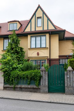 Orechovka, Hanspaulka ile birlikte Prag 'ın en ünlü ve en eski bahçelerinden biridir..