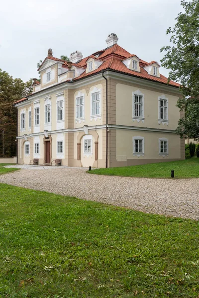 Hanspaulka Een Rechthoekig Barok Kasteel Van Het Type Maison Plaisance — Stockfoto