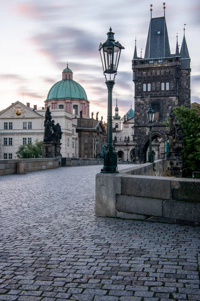 Charles Bridge Amely Egy Történelmi Híd Amely Átlépi Moldva Prága — Stock Fotó