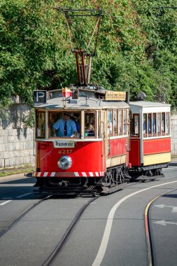1963 yılında yolcu hizmetinden çekilmiş ve şirket arabası olarak kullanılmıştır. 1978 'den beri müzenin arabasıdır ve 1963' ten beri orijinal durumundadır..