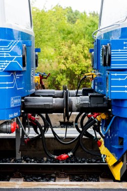 Deneysel demiryolu 811 Edita, eşsiz bir Çekoslovak dizel treni bölgesel yolcu taşımacılığı için yeni teknolojileri test ediyor.