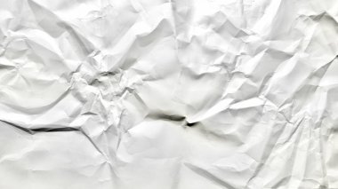Arkaplan tasarımı, web grafiği veya yazdırma ortamı için katları ve kırışıklıkları olan buruşmuş beyaz kağıt dokusu