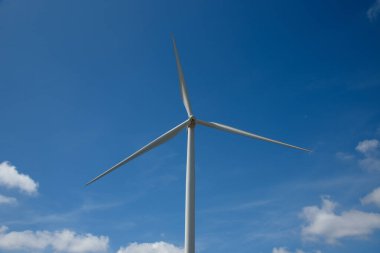 Khao Kho, Phetchabun, Tayland 'da Temiz Enerji Rüzgarı Türbini