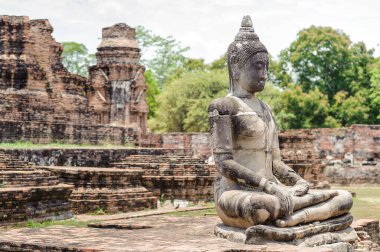 Tayland 'daki Ayutthaya Tarihi Parkında Antik Kalıntılar