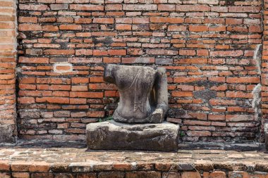 Tayland 'daki Ayutthaya Tarihi Parkında Antik Kalıntılar