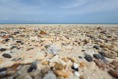 Phuket, Tayland 'da Dinlenme ve Rahatlama İçin Çok Güzel Plaj