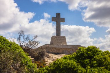 Punta Bechi haçı, Santa Teresa di Gallura, Sassari vilayeti, Sardunya, İtalya, Avrupa.