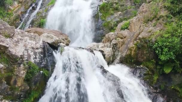 サンロック ミナス ブラジル 2020年12月14日 Rppn Cachoeira Cerradaoの滝の景色 自然環境観光地 — ストック動画