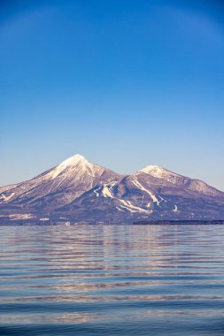 Fukushima 'daki Inawashiro Gölü' nden muhteşem manzaralar.