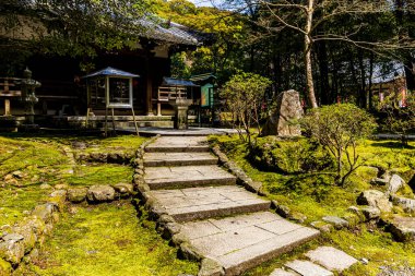 Kyoto ilindeki Daigoji Tapınağı Manzarası