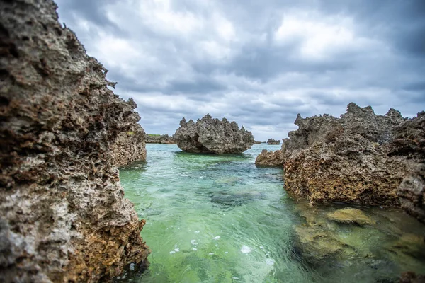 Miyakojima 'daki Shigira Sahili