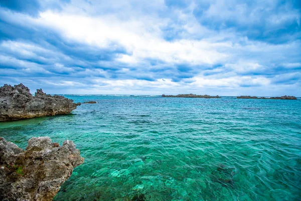 Miyakojima 'daki Shigira Sahili