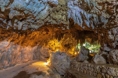 Sabichi Mağarası, Ishigaki Adası, Okinawa