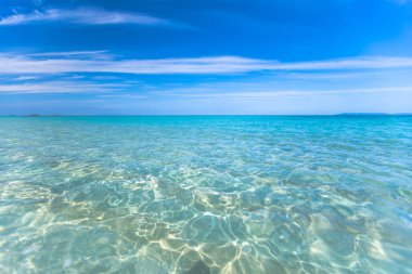 Hateruma Adası, Okinawa: Mavi gökyüzü ve Nishihama Sahili manzarası