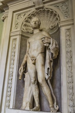 Heykel Floransa 'daki Palazzo Medici Riccardi' de sergilendi.