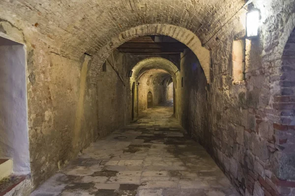 Via delle Volte a Colle, Siena 'nın Val d' Elsa bölgesinde.
