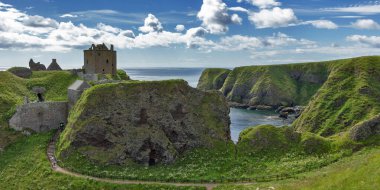Dunnottat Kalesi Stonehaven yakınlarındaki, Aberdeenshire, İskoçya, Birleşik Krallık