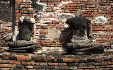 Yıkılmış tapınak kompleksi, yıkılmış Buda heykelleri, Wat Mahathat, Sukhothai Tarihi Parkı, UNESCO Dünya Mirası Alanı, Mueang Khao, Sukhothai Eyaleti, Tayland, Asya