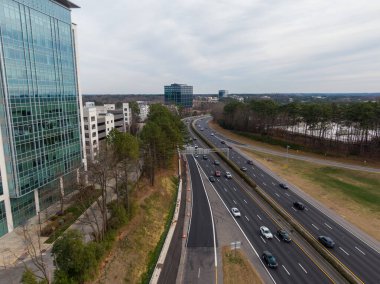 Yüksek Çözünürlük, Yüksek Açı Hava Aracı Kuzey Hills / Merkez Raleigh Kuzey Carolina Skyline ve Çevre Bölgesi
