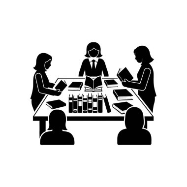 Kitaplar ve öğrenme materyalleriyle çevrili bir grup birey, ortak çalışma oturumuna katıldı..