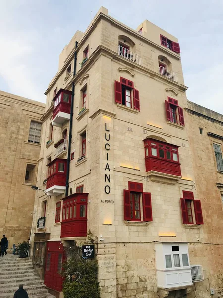 Valletta, Malta 'da güzel bir restoran.