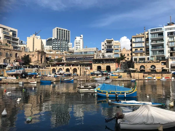 Malta 'da güzel bir koy