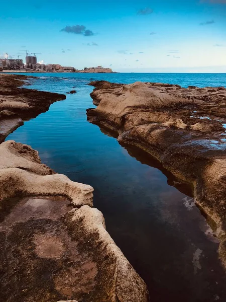 Denize açılan nehir.