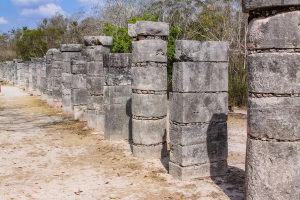 Bin Kol Tapınağı, Chichen Itza Arkeolojik Bölgesi, Yucatan, Meksika.