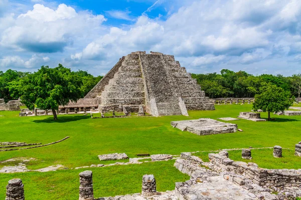 Mayapan Arkeolojik Bölgesi Yucatan, Meksika.