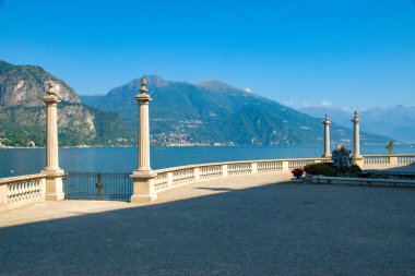 Como Gölü, Bellagio, Lombardy, İtalya 'da Villa Melzi. Melzi Villa ve onun muhteşem bahçeleri Como Gölü kıyısında, Bellagio, Lombardy, İtalya.