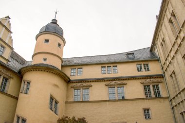 Almanya 'nın tarihi Coburg şehrindeki muhteşem şehir manzarası. Coburg, Almanya 'da Kuzey Bavyera (Yukarı Franconia bölgesi)' da yer alan tarihi bir şehirdir..