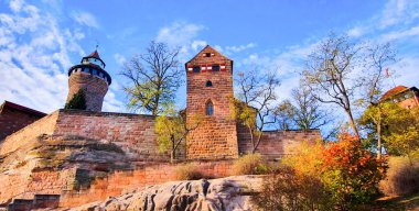 Nuremberg Şatosu (Kaiserburg), tarihi bina, Bavyera, Almanya, seçici odaklanma