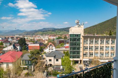 Piatra Neamt, Romanya 'da şehir. Moldova İncisi lakaplı Piatra Neamt, Romanya' nın en güzel şehirlerinden biridir..