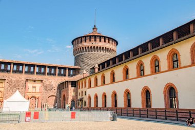 Sforzesco Kalesi (Castello Sforzesco) Milano, İtalya