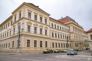 Aiud şehri, Alba County, Romania.Aiud, Transilvanya 'da hızla gelişen bir kültür merkezi ve stratejik ulaşım merkezi olarak kabul edilen Alba County' de bulunan bir belediyedir..