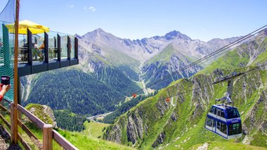 Samnaun Kayak Tesisindeki Twinliner Cableway, İsviçre