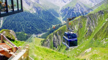 Samnaun Kayak Tesisindeki Twinliner Cableway, İsviçre