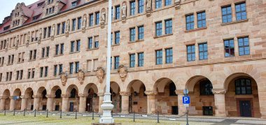Nuremberg 'in 2. Dünya Savaşı' ndan sonra yargılandığı Adalet Sarayı, Almanya. Nuremberg 'deki adliye sarayı..