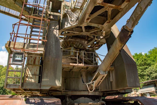 Avusturya, Voitsberg 'deki Zangtal Enerji Macerası Park-Madencilik anıtı. Eski maden sahası yavaş yavaş bir peyzaj parkına dönüşüyor..