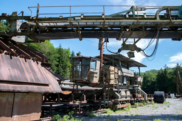 Avusturya, Voitsberg 'deki Zangtal Enerji Macerası Park-Madencilik anıtı. Eski maden sahası yavaş yavaş bir peyzaj parkına dönüşüyor..