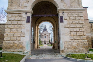 Romanya 'nın Iasi kentindeki Frumoasa Manastırı. Bu manastır, Moldova' da klasik tarzda inşa edilen az sayıdaki manastırdan biri olup, tarihi ve dini açıdan özel bir topluluktur..