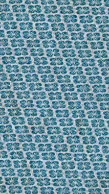 Yaratıcı video düzenleme film tasarımı için benzersiz hareket grafikleri biçimi giriş hareketi video pro