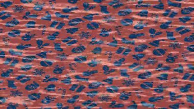 Benzersiz video giriş tasarımı projeleri için detaylı yüzey kalıbı film animasyon stili grafik girişi