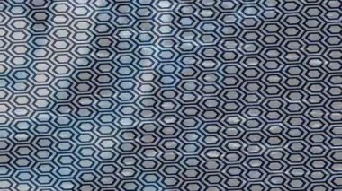 Benzersiz dijital hareket grafiklerine sahip yaratıcı sinematik projeler için yumuşak animasyon yüzeyi