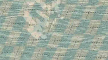 Benzersiz dijital hareket grafiklerine sahip yaratıcı sinematik projeler için yumuşak animasyon yüzeyi